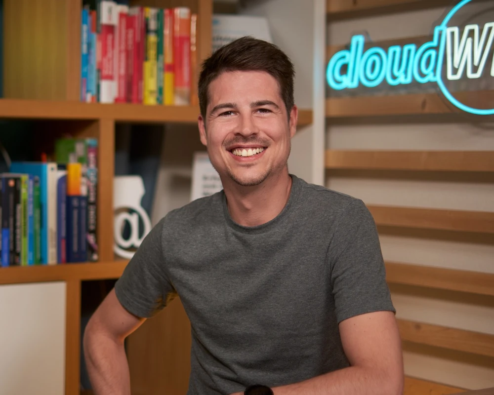 Roman ist Teamleader bei der Online Marketing Agentur cloudWEB