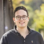 Christoph, Projektleitung Web & Digital bei cloudWEB, an der Stahlbrücke
